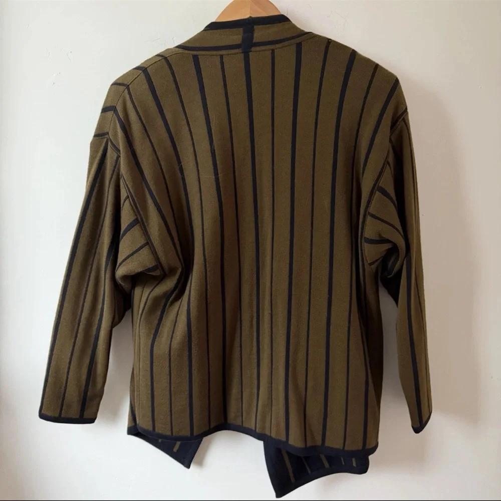 Escada beautiful vintage